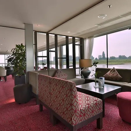 Fairtours Hotelschiff Leonora *