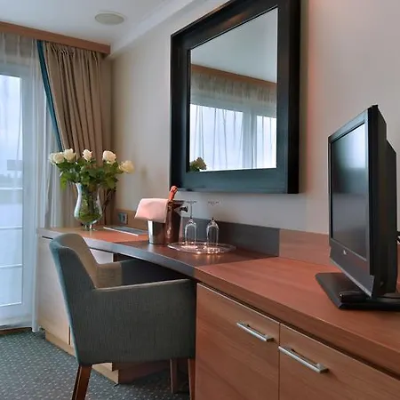 Fairtours Hotelschiff Leonora