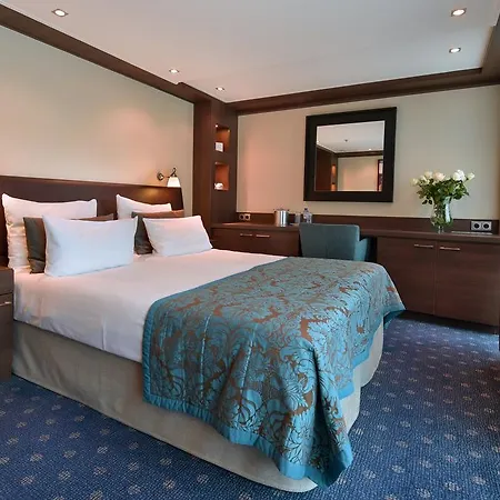 Fairtours Hotelschiff Leonora *