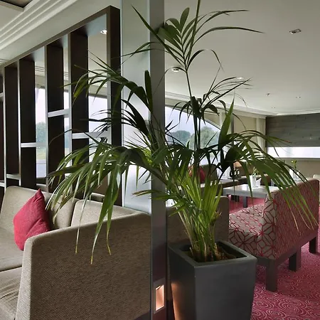 Botel Fairtours Hotelschiff Leonora *